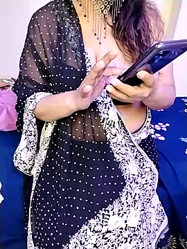 Snapshot of indian_passion chatting on February 25, 2025, 5:15 pm indian passion online show from February 25, 2025, 5:15 pm