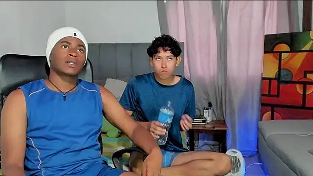 Snapshot of CrissBrownxxx chatting on April 21, 2026, 6:12 pm CrissBrownxxx online show from April 21, 2026, 6:12 pm