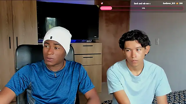 Snapshot of CrissBrownxxx chatting on May 25, 2026, 3:40 pm CrissBrownxxx online show from May 25, 2026, 3:40 pm
