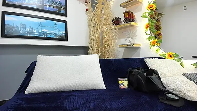 Snapshot of kagomme chatting on December 2, 2025, 10:42 am kagomme online show from December 2, 2025, 10:42 am