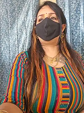 cute-tanvi online show from February 17, 2025, 4:09 am