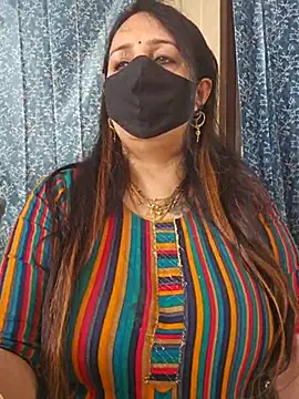 cute-tanvi online show from February 24, 2025, 4:38 am