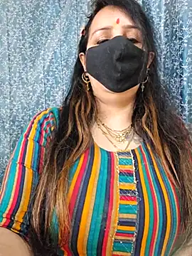 cute-tanvi online show from February 26, 2025, 2:48 am