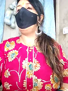 cute-tanvi online show from March 12, 2026, 1:12 am