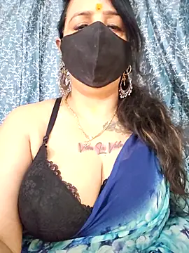 cute-tanvi online show from April 24, 2026, 12:46 am