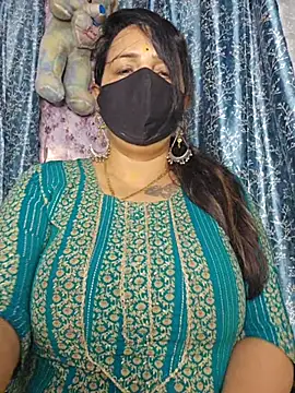 Snapshot of cute-tanvi chatting on May 5, 2026, 12:35 pm cute-tanvi online show from May 5, 2026, 12:35 pm
