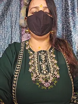 Snapshot of cute-tanvi chatting on May 6, 2026, 12:52 am cute-tanvi online show from May 6, 2026, 12:52 am