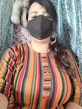 Snapshot of cute-tanvi chatting on June 5, 2026, 6:52 am cute-tanvi online show from June 5, 2026, 6:52 am