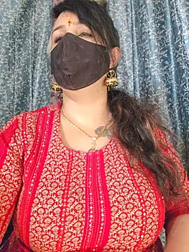 cute-tanvi online show from June 19, 2026, 1:43 am