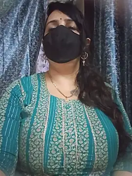 cute-tanvi online show from July 8, 2026, 1:15 pm