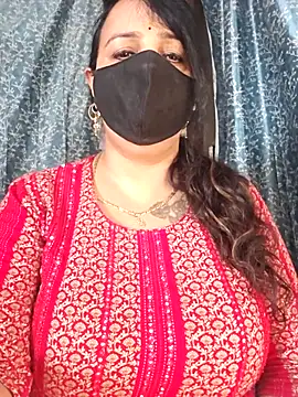 cute-tanvi online show from July 16, 2026, 1:33 am