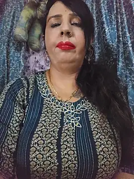 cute-tanvi online show from July 20, 2026, 10:39 am
