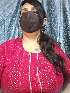 cute-tanvi online show from July 21, 2026, 1:35 pm