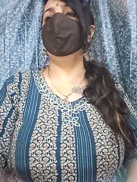 cute-tanvi online show from July 22, 2026, 1:41 am