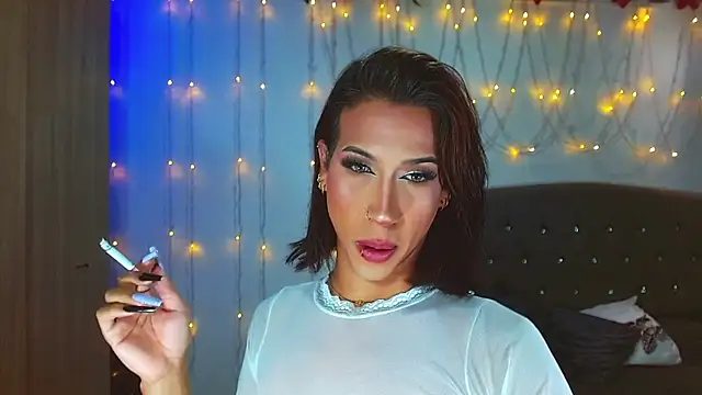 Kenisha Sweet online show from February 1, 2025, 3:41 am