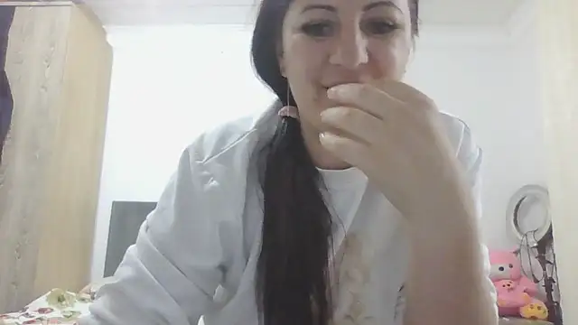 Naughtyredd online show from May 21, 2026, 10:44 am