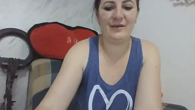 Naughtyredd online show from June 7, 2026, 5:27 pm