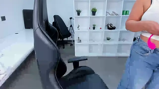 Snapshot of natural_bigboobs chatting on October 19, 2025, 7:14 pm natural bigboobs online show from October 19, 2025, 7:14 pm