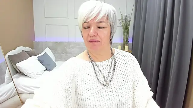 Snapshot of CarmenSoft chatting on December 9, 2024, 2:34 am CarmenSoft online show from December 9, 2024, 2:34 am