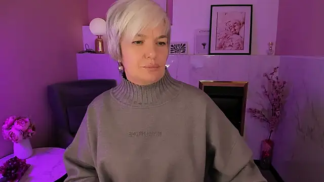 CarmenSoft online show from March 7, 2026, 8:39 pm