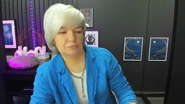 Snapshot of CarmenSoft chatting on July 3, 2026, 8:48 pm CarmenSoft online show from July 3, 2026, 8:48 pm