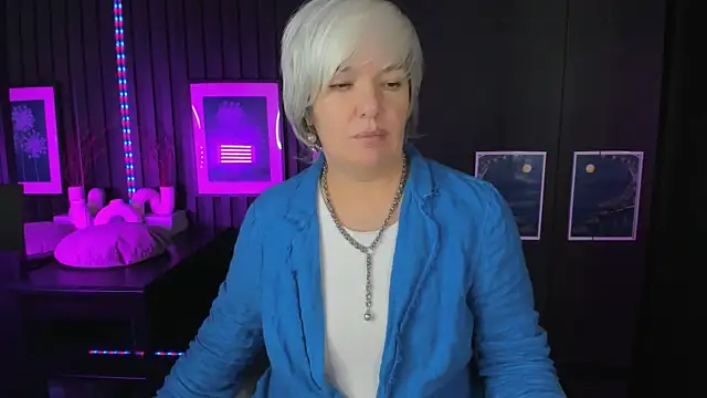 Snapshot of CarmenSoft chatting on July 4, 2026, 9:15 am CarmenSoft online show from July 4, 2026, 9:15 am