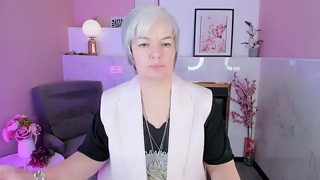 Snapshot of CarmenSoft chatting on July 10, 2026, 8:33 pm CarmenSoft online show from July 10, 2026, 8:33 pm
