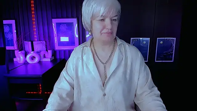 Snapshot of CarmenSoft chatting on July 18, 2026, 8:40 am CarmenSoft online show from July 18, 2026, 8:40 am