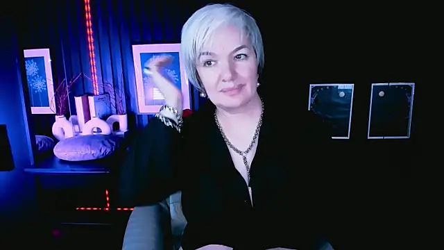 Snapshot of CarmenSoft chatting on July 25, 2026, 5:16 am CarmenSoft online show from July 25, 2026, 5:16 am