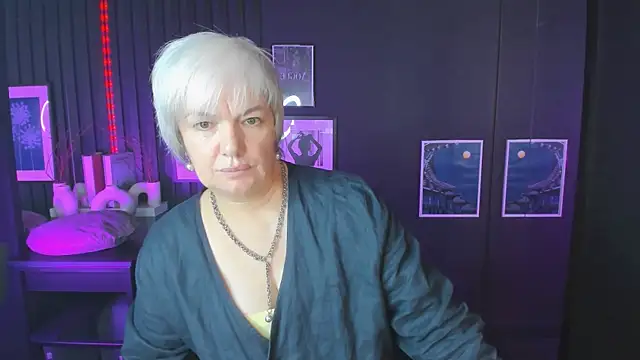 Snapshot of CarmenSoft chatting on July 28, 2026, 8:45 pm CarmenSoft online show from July 28, 2026, 8:45 pm
