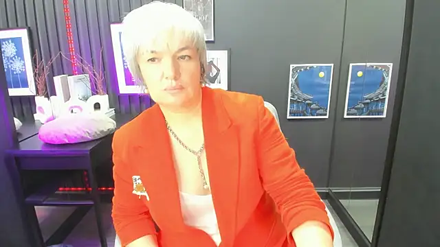 Snapshot of CarmenSoft chatting on August 1, 2026, 8:30 pm CarmenSoft online show from August 1, 2026, 8:30 pm