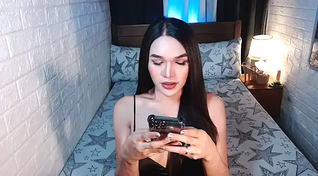 Snapshot of Sexy_Adrestia chatting on February 18, 2025, 5:31 am Sexy Adrestia online show from February 18, 2025, 5:31 am