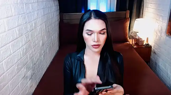 Snapshot of Sexy_Adrestia chatting on March 7, 2025, 4:46 am Sexy Adrestia online show from March 7, 2025, 4:46 am