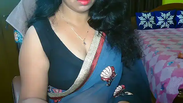 Snapshot of Anushka_21 chatting on December 23, 2024, 2:02 am Anushka 21 online show from December 23, 2024, 2:02 am