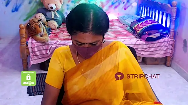 Snapshot of Novapol chatting on January 10, 2025, 5:47 am Novapol online show from January 10, 2025, 5:47 am