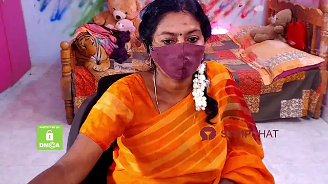 Snapshot of Novapol chatting on March 8, 2025, 8:14 pm Novapol online show from March 8, 2025, 8:14 pm