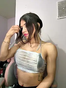 Snapshot of stassie_ chatting on December 5, 2024, 7:05 am stassie online show from December 5, 2024, 7:05 am