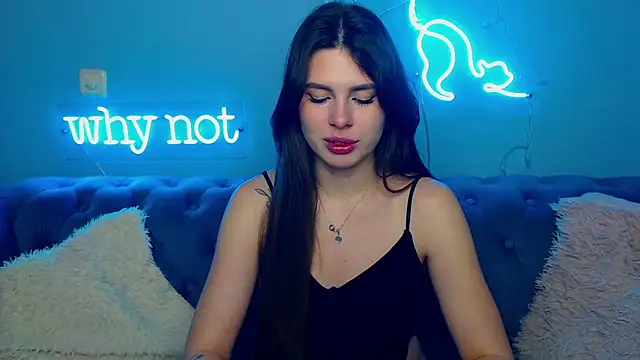 ViollinaLove online show from February 8, 2026, 6:06 am