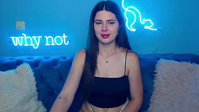 ViollinaLove online show from June 8, 2026, 4:46 am
