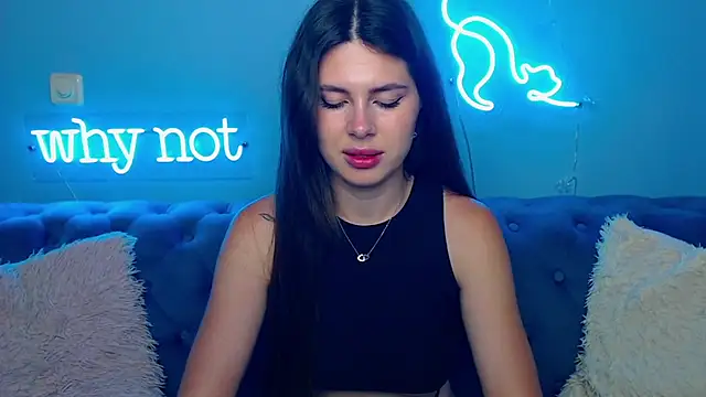 ViollinaLove online show from June 27, 2026, 4:50 am