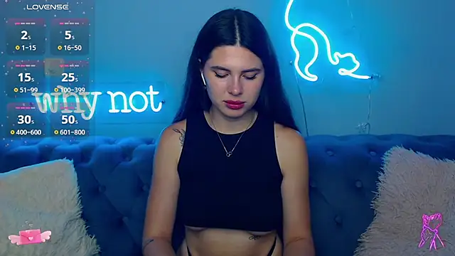 ViollinaLove online show from July 26, 2026, 4:53 am