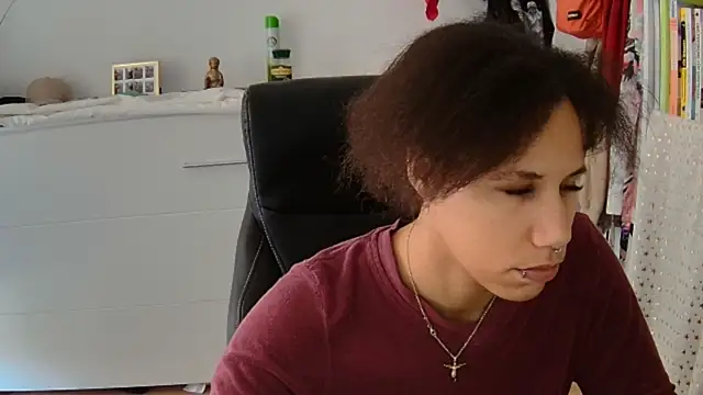 Snapshot of AaliyahHarris chatting on March 19, 2025, 1:07 pm AaliyahHarris online show from March 19, 2025, 1:07 pm