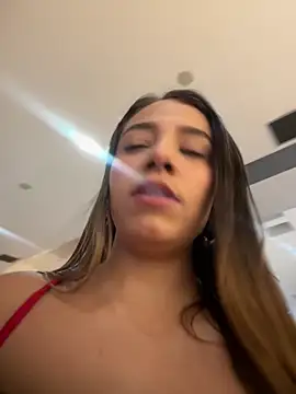 Hall 16 online show from March 22, 2025, 10:37 pm