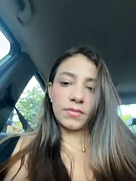 Hall 16 online show from November 1, 2025, 8:55 pm