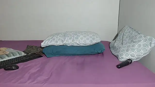 ANGELINE600 online show from February 21, 2025, 6:37 pm