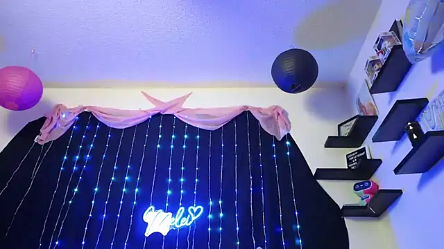 Snapshot of MeleiMarvelous chatting on December 10, 2024, 6:44 am MeleiMarvelous online show from December 10, 2024, 6:44 am