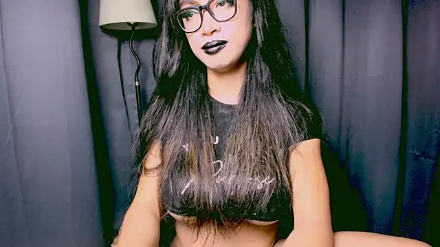 XXsexylongcockXX online show from December 4, 2024, 2:09 am