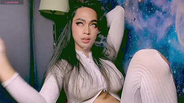 XXsexylongcockXX online show from February 5, 2025, 8:35 pm