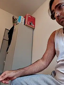 Snapshot of Azad64 chatting on February 6, 2025, 12:05 pm Azad64 online show from February 6, 2025, 12:05 pm