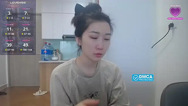 Asiagirll online show from December 20, 2025, 1:34 am